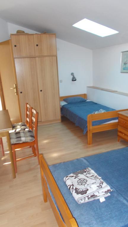 Guest House Accommodation Rupine Premantura Quarto foto