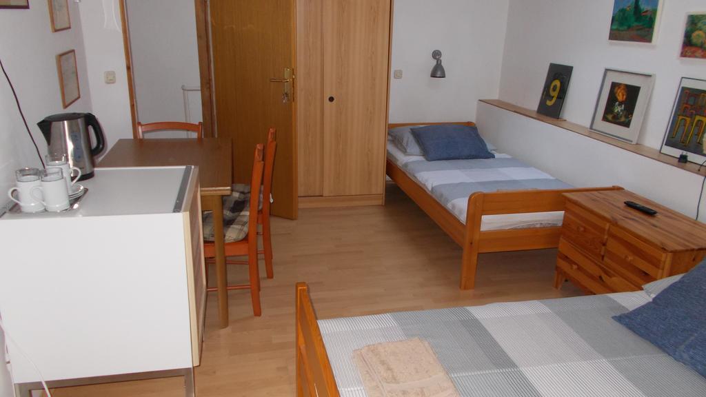 Guest House Accommodation Rupine Premantura Exterior foto
