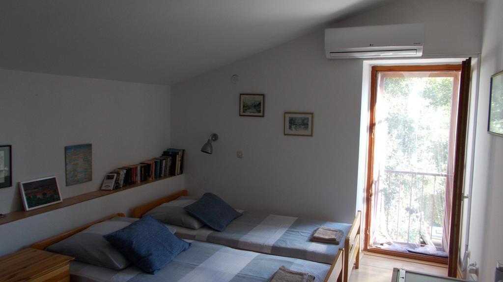 Guest House Accommodation Rupine Premantura Exterior foto