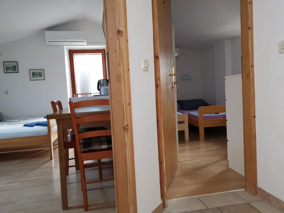 Guest House Accommodation Rupine Premantura Exterior foto